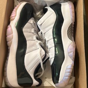 Air Jordan 11 Retro Low
